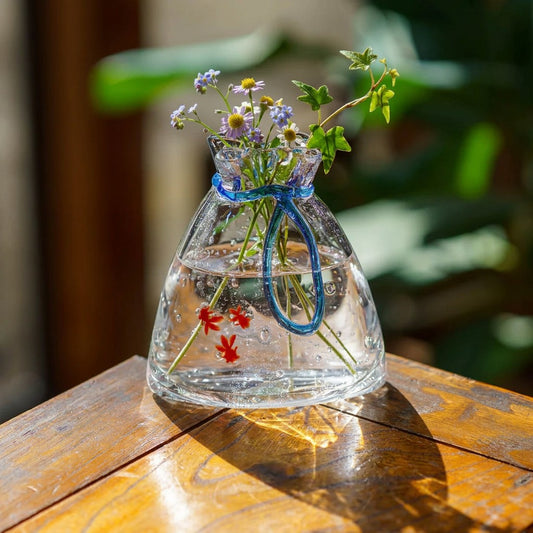 Goldfish Flower vase blue S | Gokurakuji Glass Studio