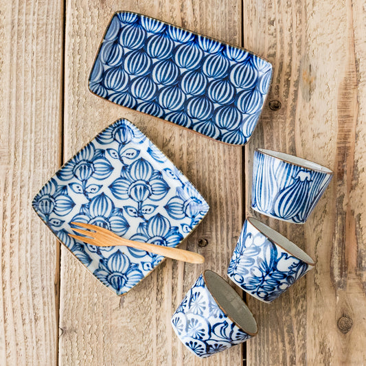 キカキカクさんの染付のうつわ