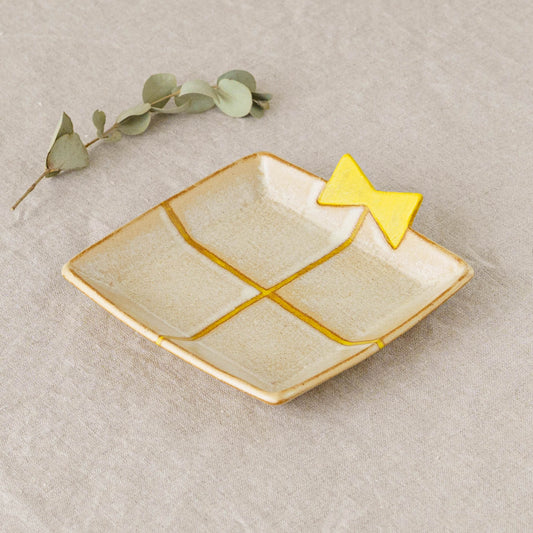 Gift box plate yellow | Atelier Monora