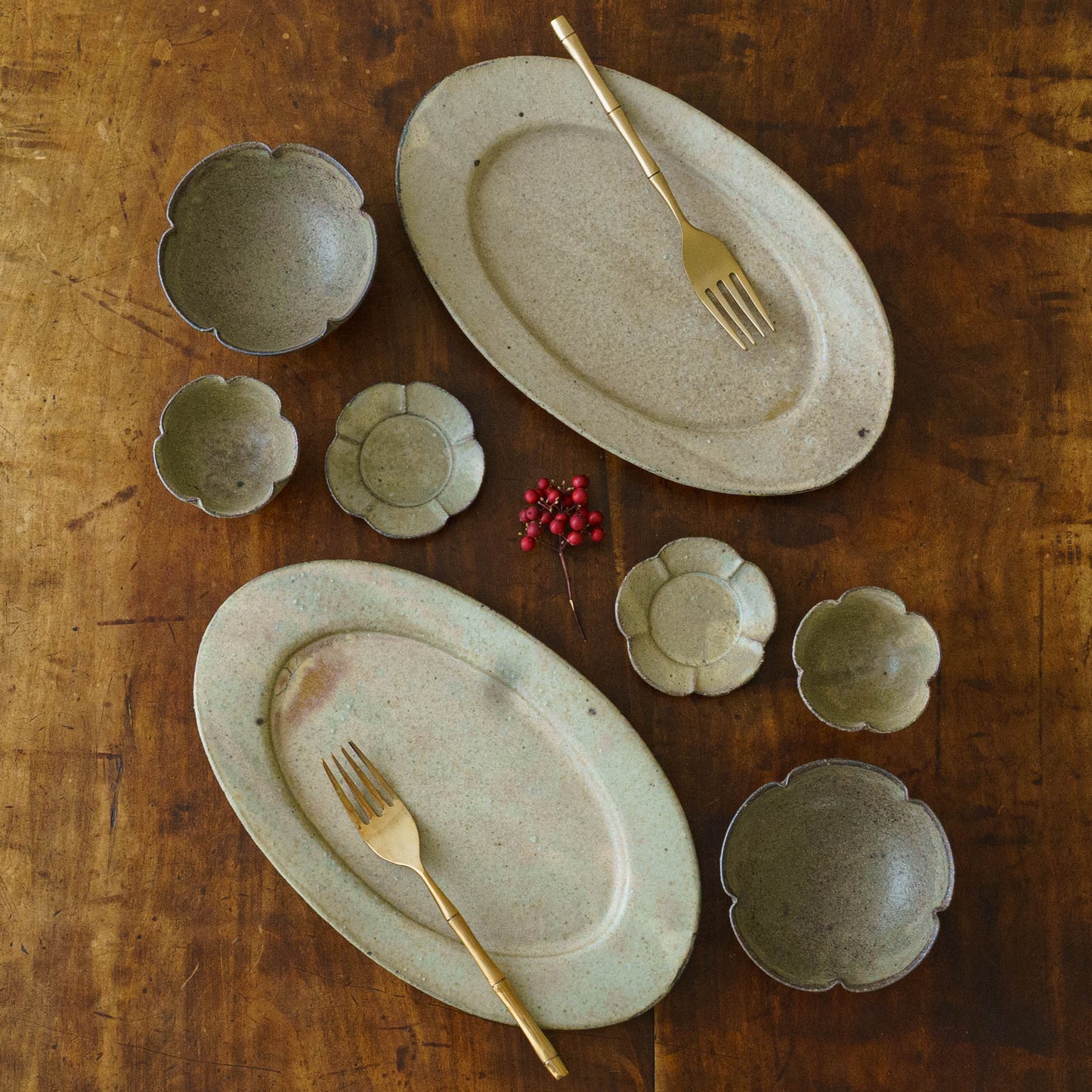 flower bowl with foot S kohiki | Sakiko Tomibe