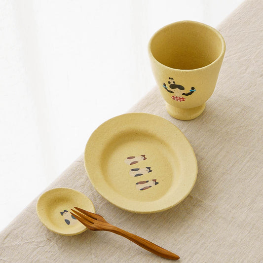 Oval Plate Small cat yellow | Aya Watanuki