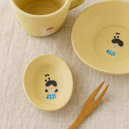 Bean Oval Plate Cat and Girl Yellow|Aya Watanuki