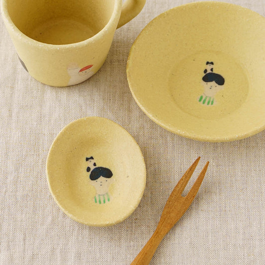 Bena Oval Plate Cat and Boy Yellow B | Aya Watanuki