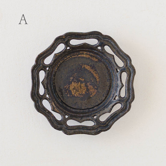 透かし向付 炭化 黒 輪花|渡辺信史