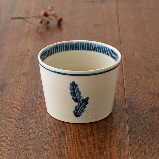 Cup Monkey | Naoko Yoshimura