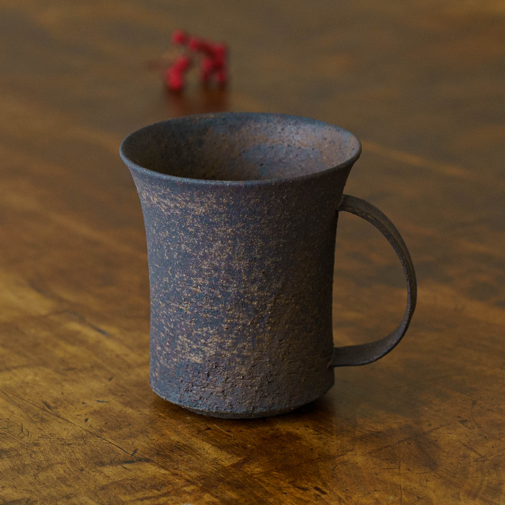 作家 冨部咲喜子 鉄釉 マグカップ｜作家もののうつわ通販 四季折折