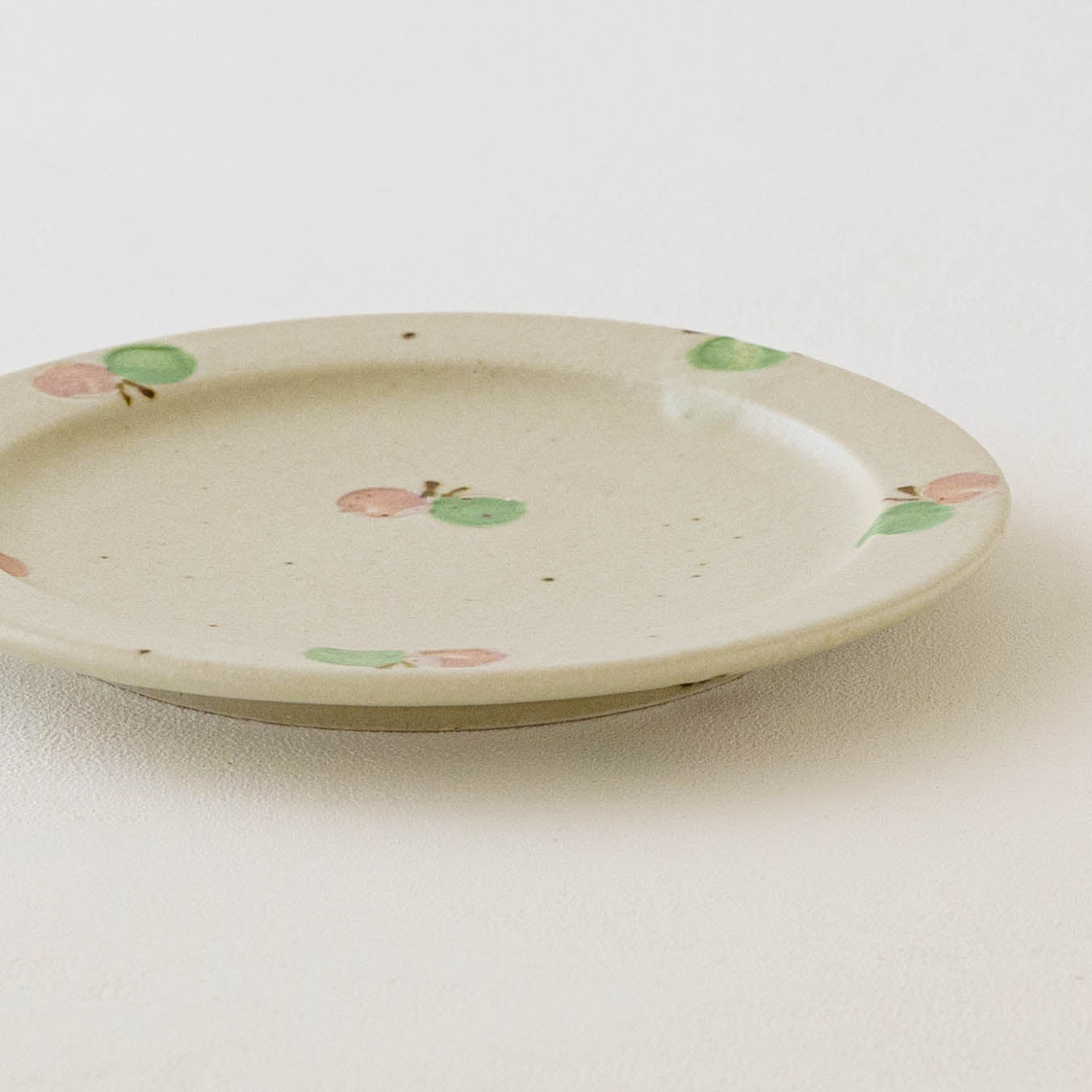 6寸リムプレート ちょうちょ オフホワイト|原田晴子