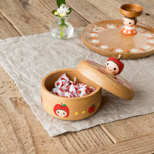 木絵雑貨さんの菓子器りんご