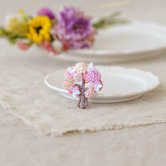 刺繍ブローチ 満開の桜|あおのいえ