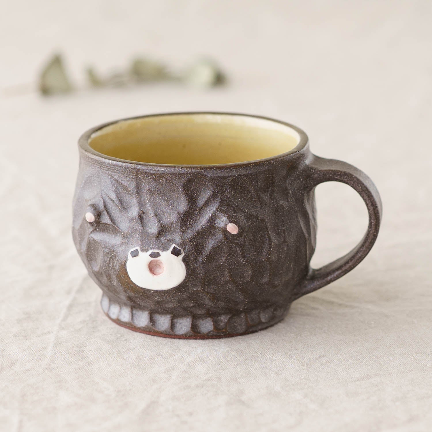 陶芸作家 加藤美紀子 クママグ 茶 黄色｜作家もののうつわ通販 四季折
