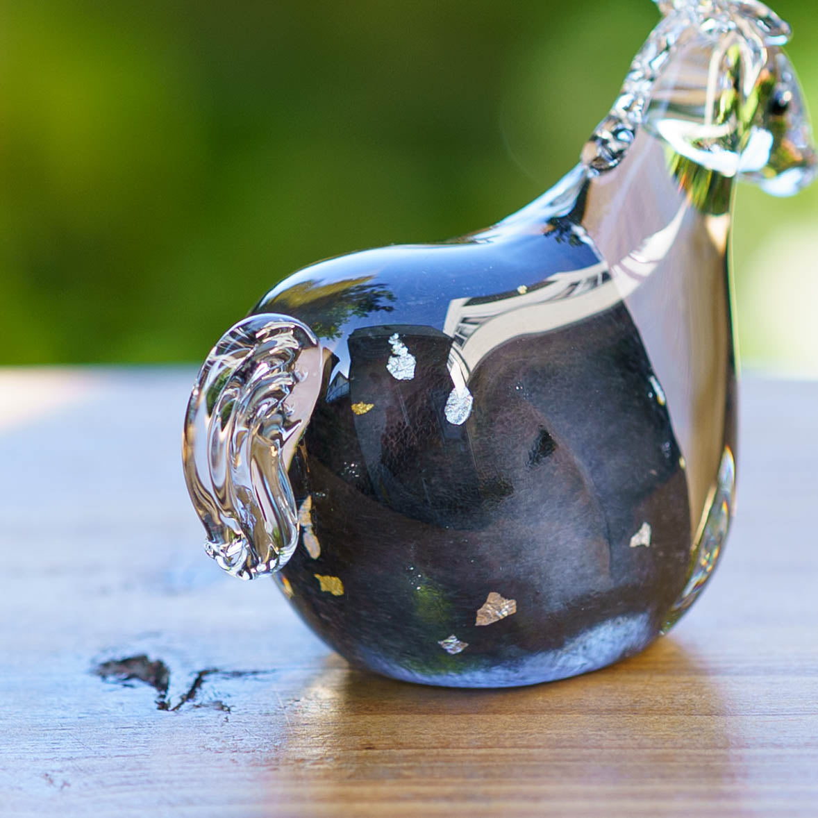 干支飾り 午 S 炭毛(黒台付き)|極楽寺がらす工房