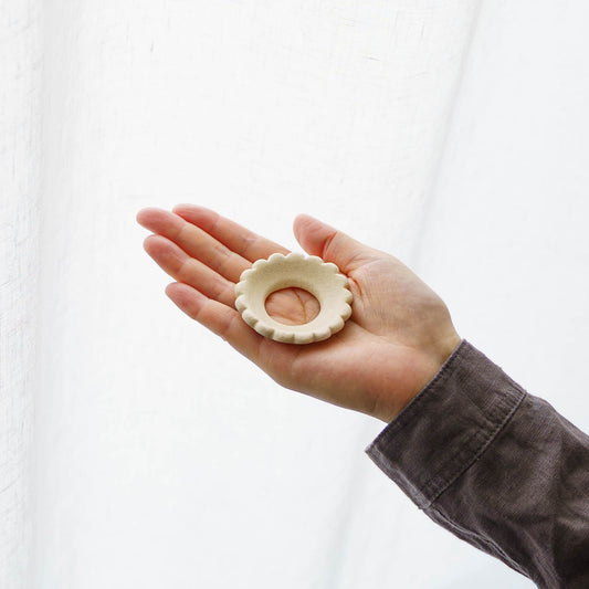 Flower chopstick rest Tulip white|Michi Tsujimoto