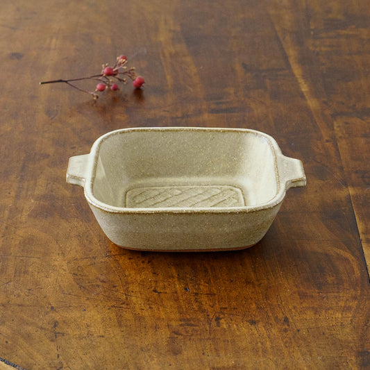 Square mini gratin dish, white and green | Hiromi Oka