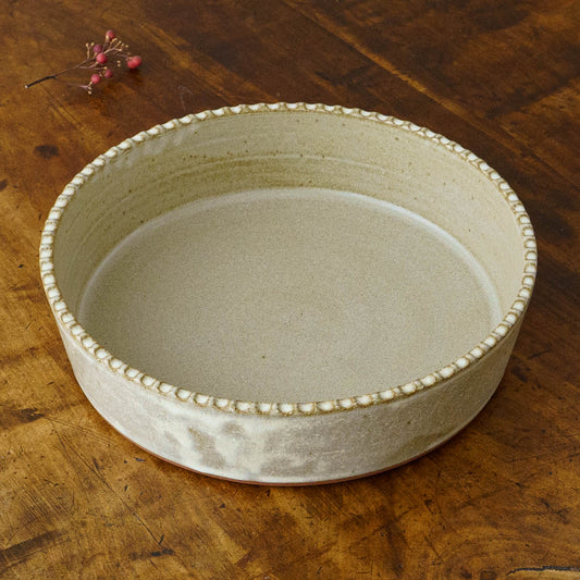 Heat-resistant large bowl with rim, white and green|Oka Hiromi