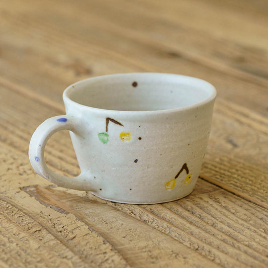 マグカップ さくらんぼ オフホワイト|原田晴子