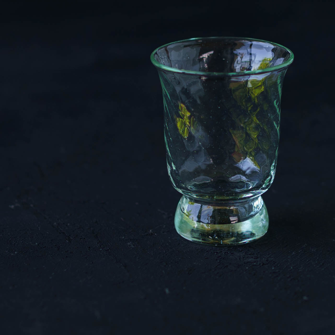 Wine cup, white | NIJINOHA Aiko Hiraiwa