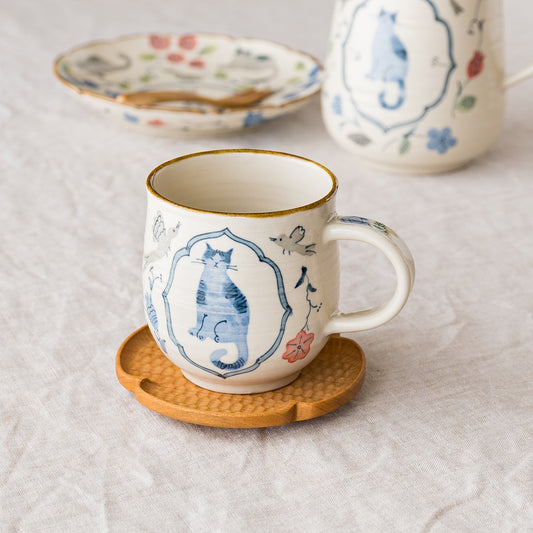 大場紀穂子さんのねこのマグカップ