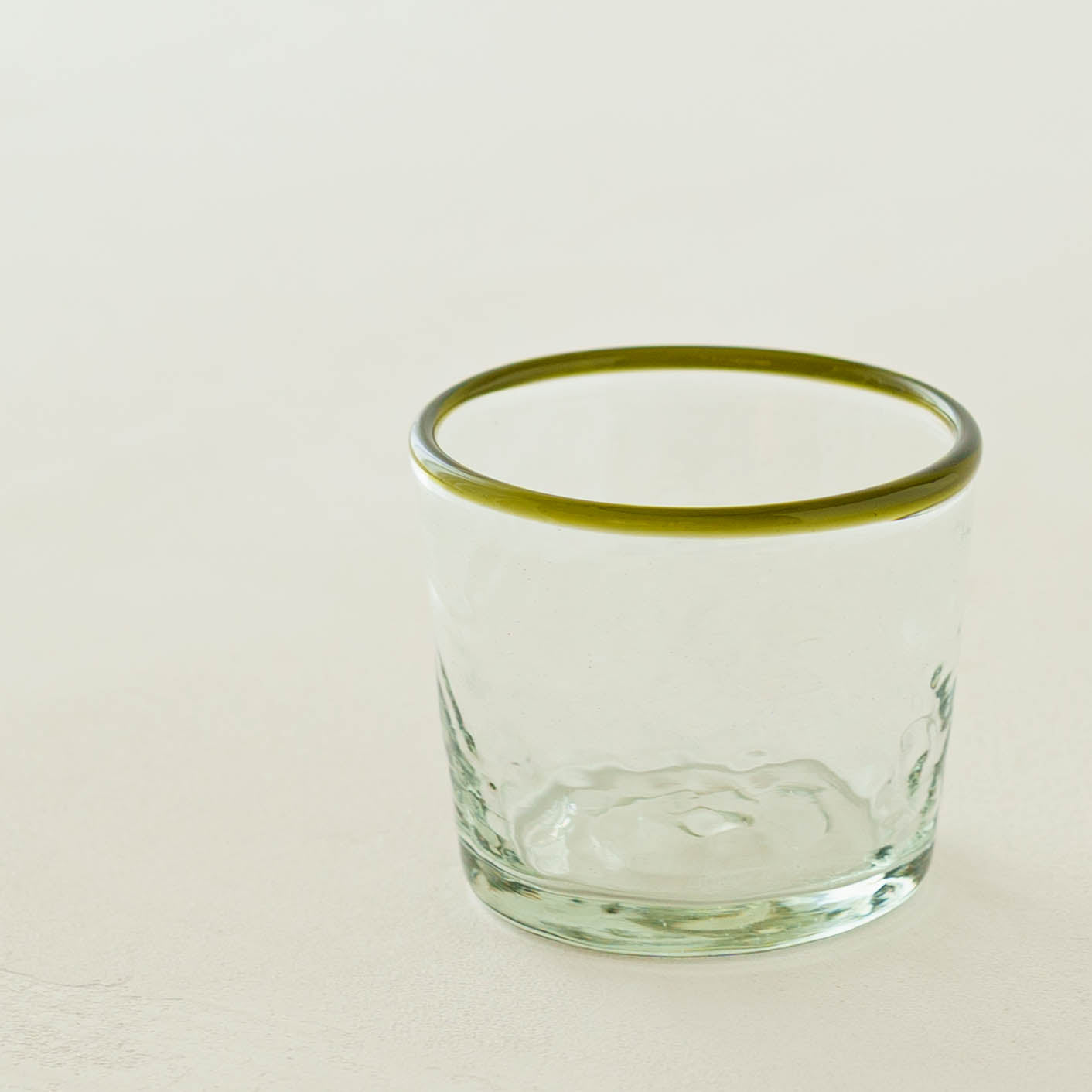 口巻きチマルーグラス 白 x オリーブ|ニジノハ 平岩愛子