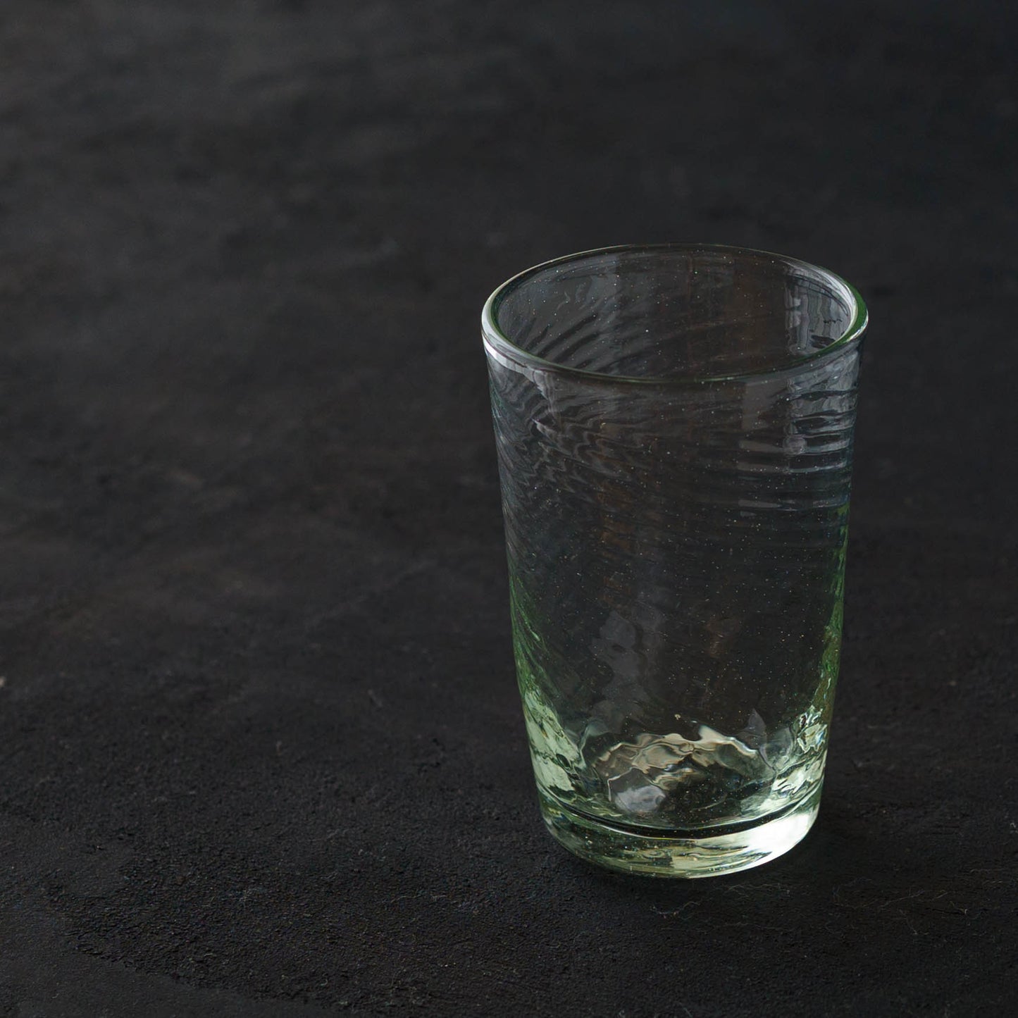 ストレートタンブラー 中 白|ニジノハ 平岩愛子