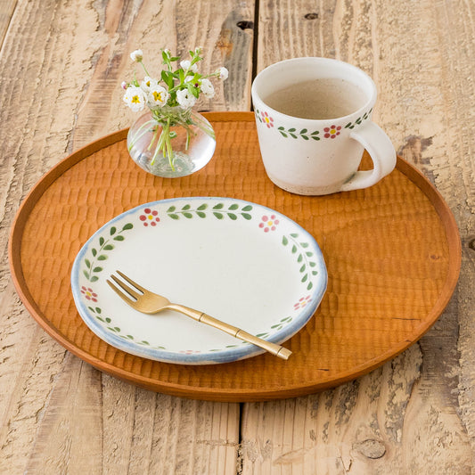 しののめ窯鈴木あかねさんの取り皿とマグリース赤