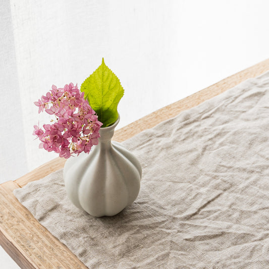 Flower Vase white | Ayako Wakana