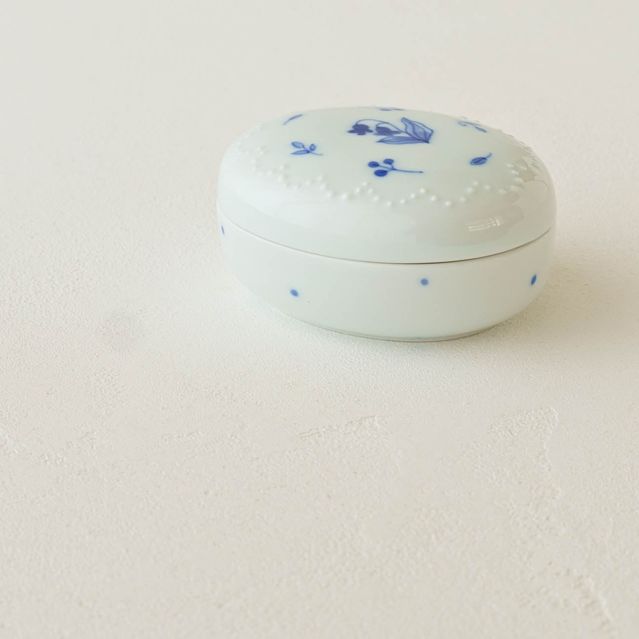 ボンボニエール すずらん x 小花|染付窯屋 眞窯