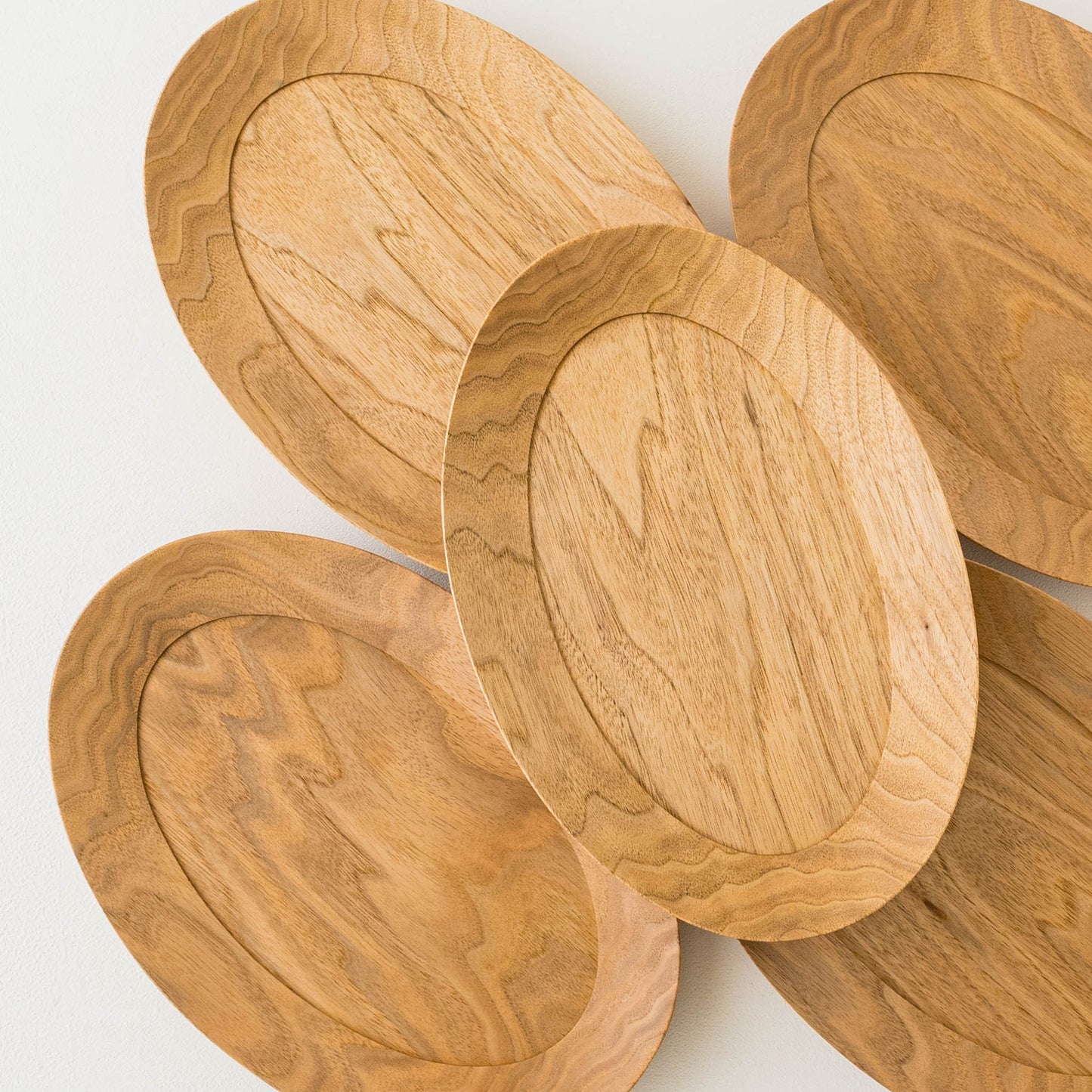 高塚和則さんのオーバル皿くるみ