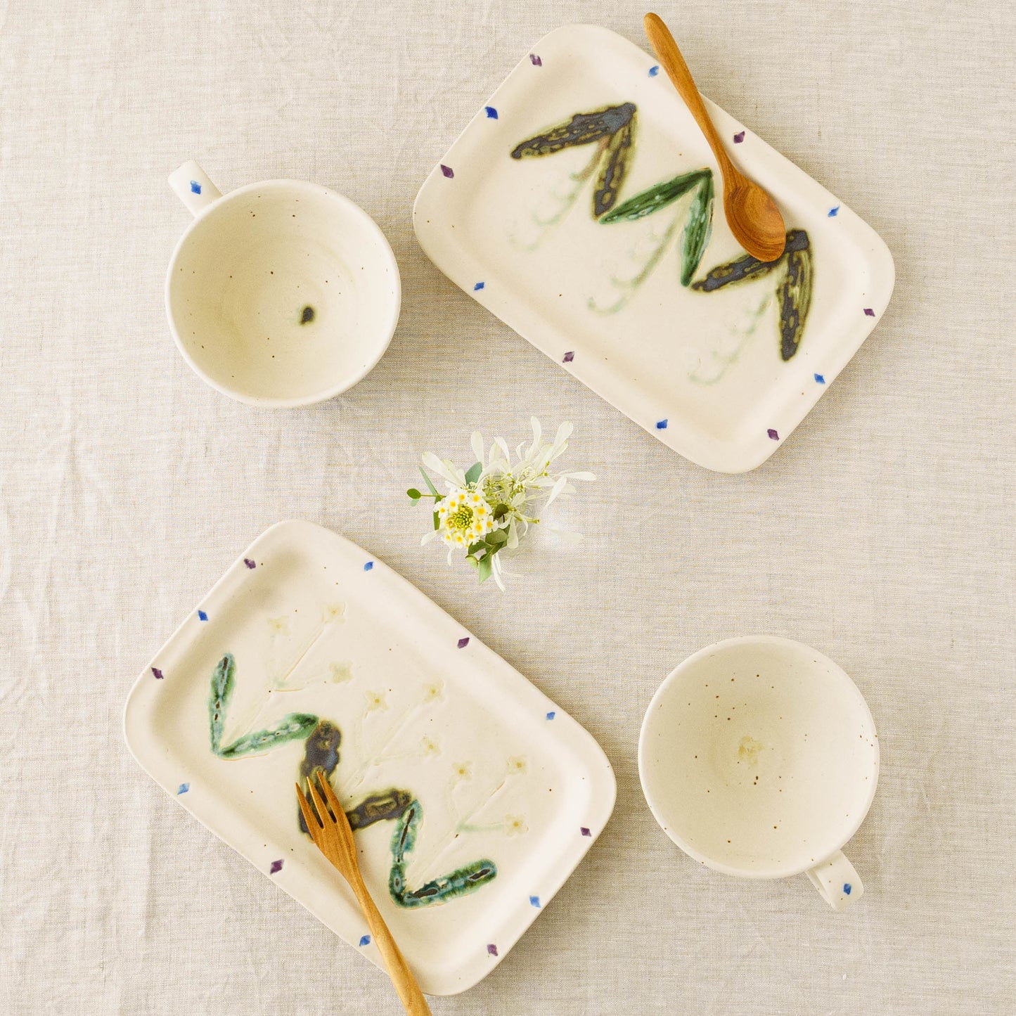 お花プレート 白 B|長浜由起子(やぶから房)