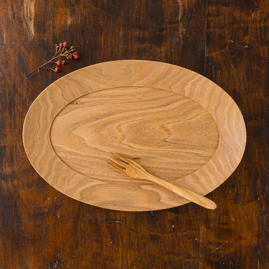 高塚和則さんのオーバル皿くるみ