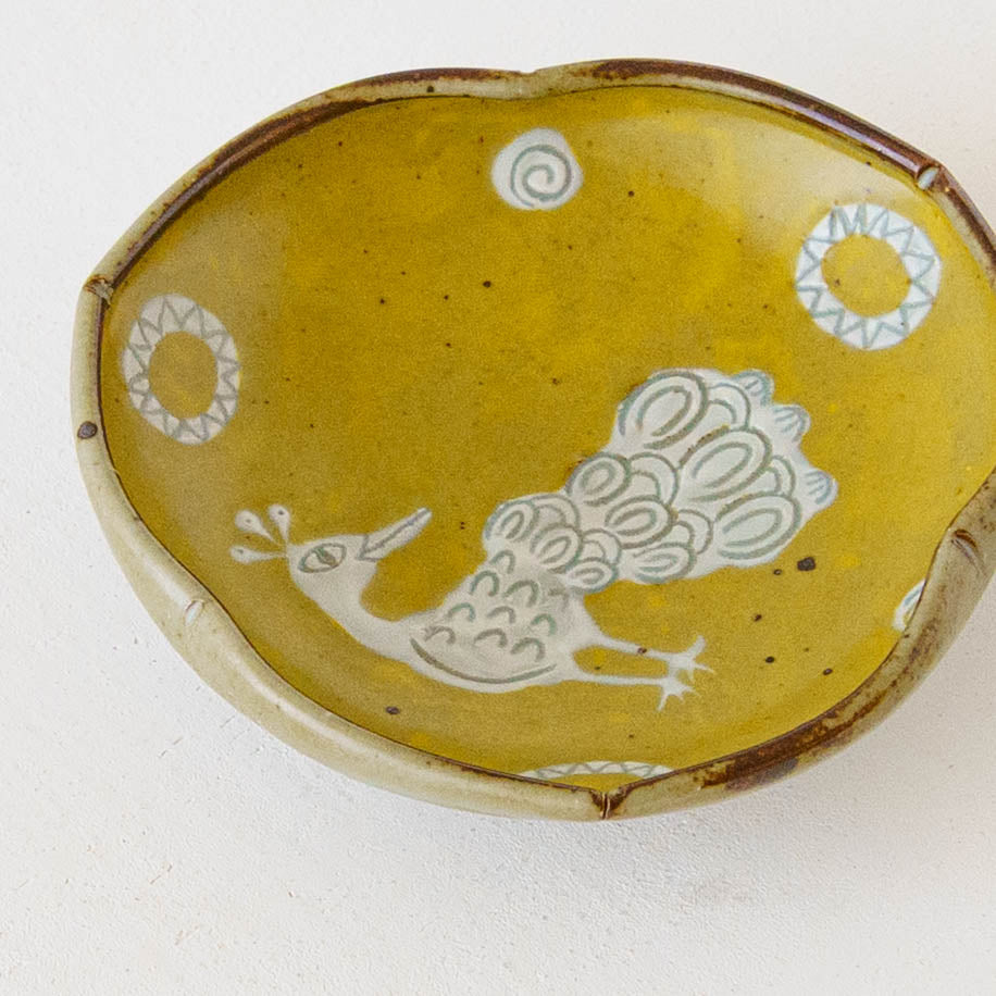 4寸玉縁輪花皿 くじゃく|皐月窯