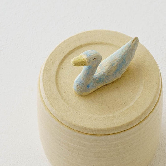 lidded vessel Blue Bird|kaori