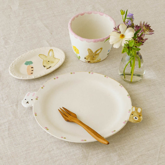 Small plate with rabbit and carrot design|Aki Ota