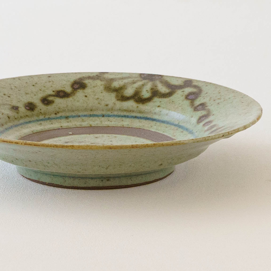 6.5寸縁付皿 鉄花絵|皐月窯