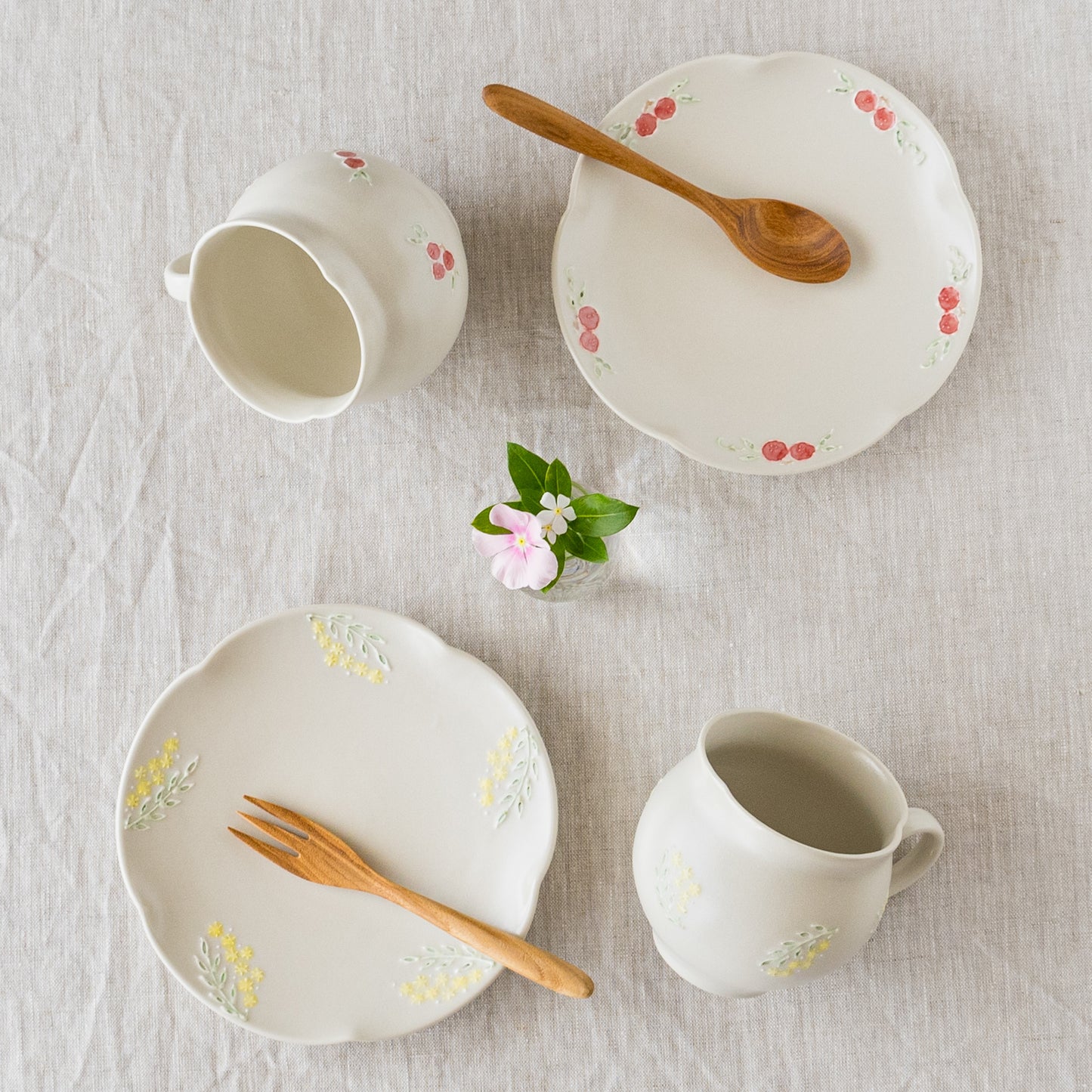 加藤まり香さんのイッチンのうつわ