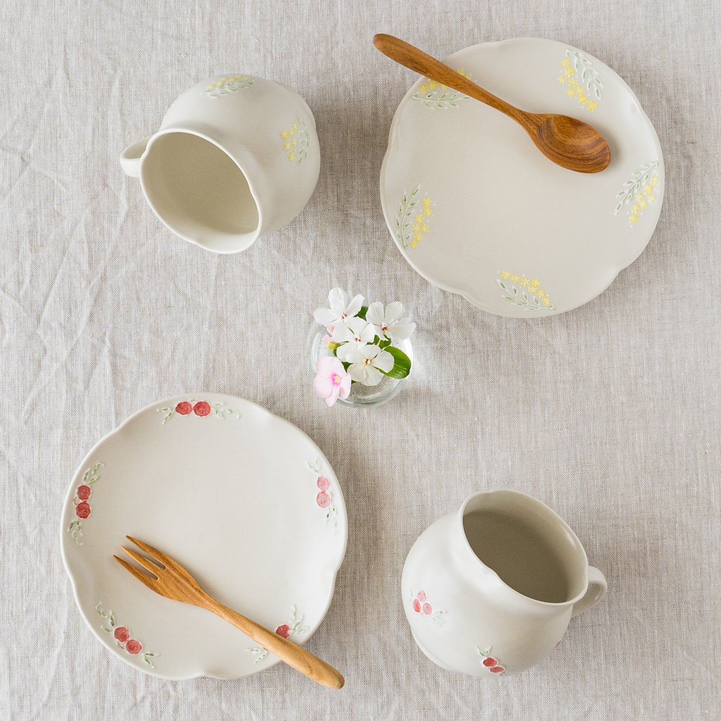 加藤まり香さんのイッチンのうつわ