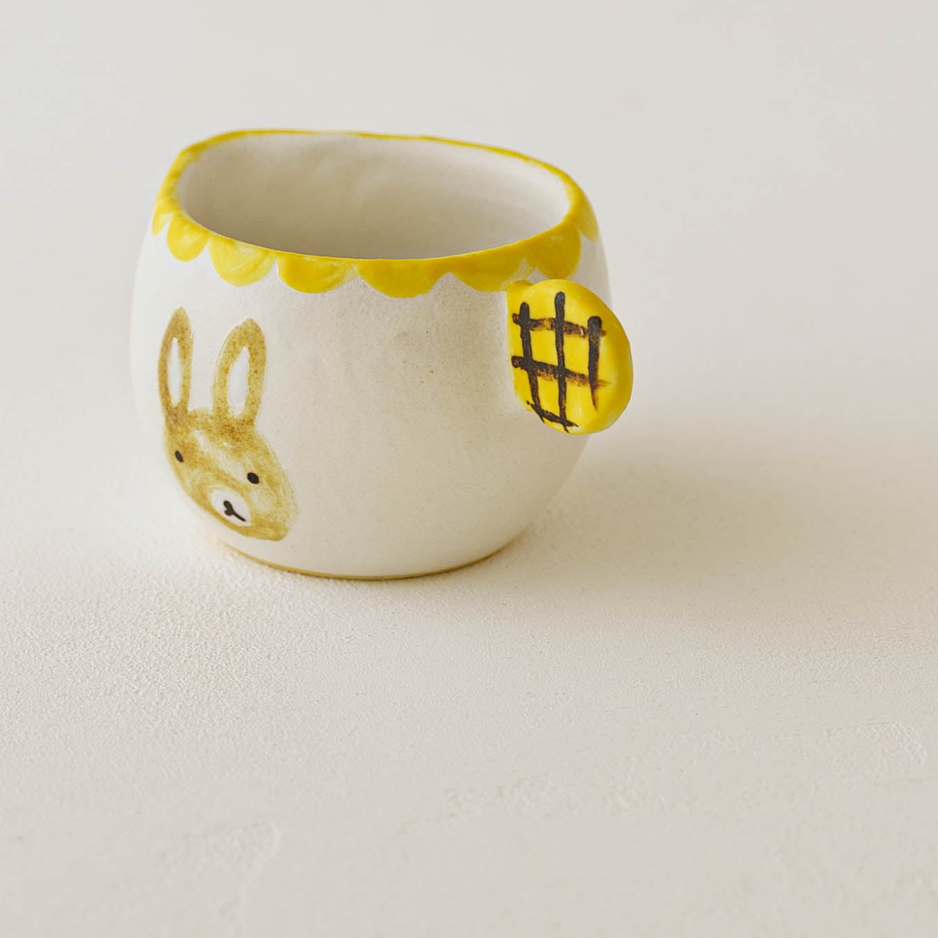 Milk pitcher rabbit | Aki Ota