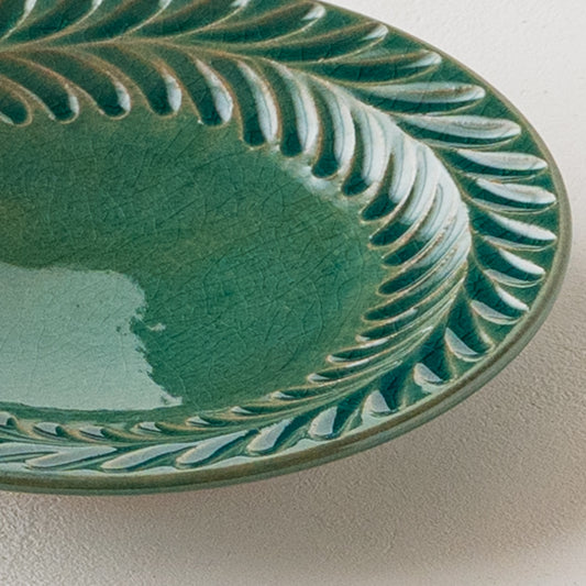 市野耕さんのトルコブルー5寸葉紋皿