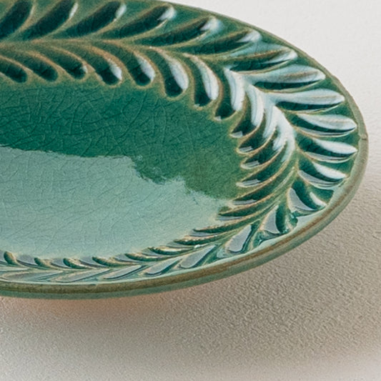 市野耕さんのトルコブルー4寸葉紋皿
