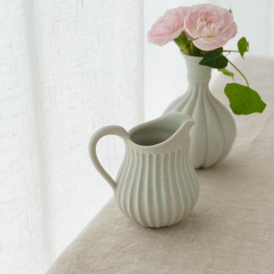 Milk pitcher | Ayako Wakana