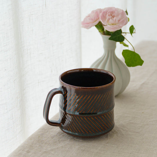 矢羽根マグ アメ|若菜綾子