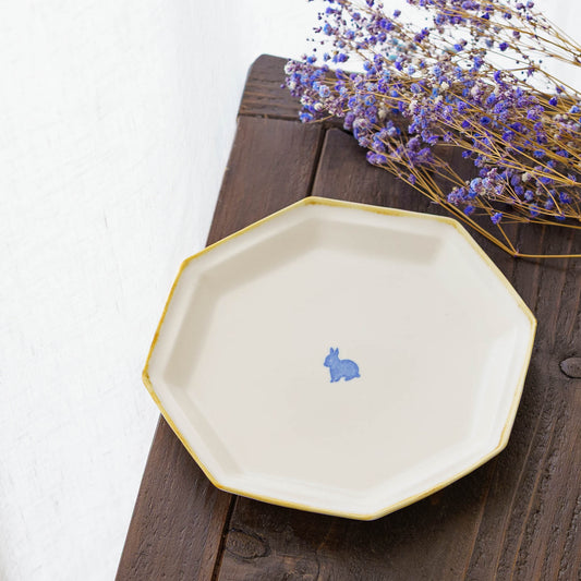 Octagonal plate L rabbit | Toshiyuki Haramura