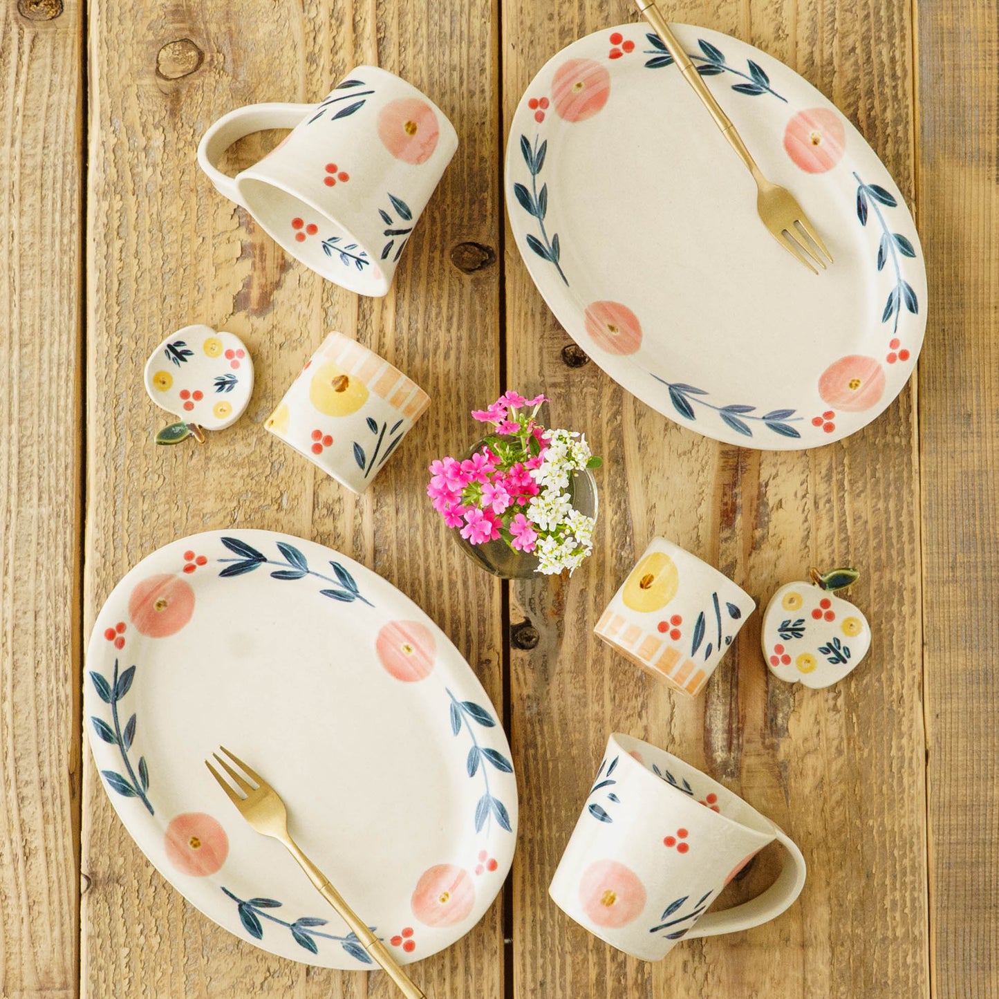 リバティ りんご箸置き|石川久美子