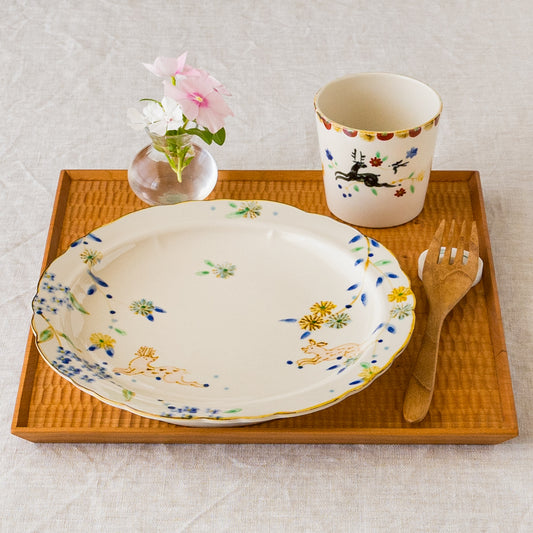 矢島操さんのイロエリム皿とカップ鹿