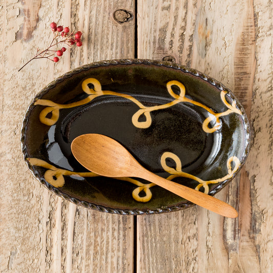 紀窯中川紀夫さんのスリップウェアねじれ模様楕円鉢