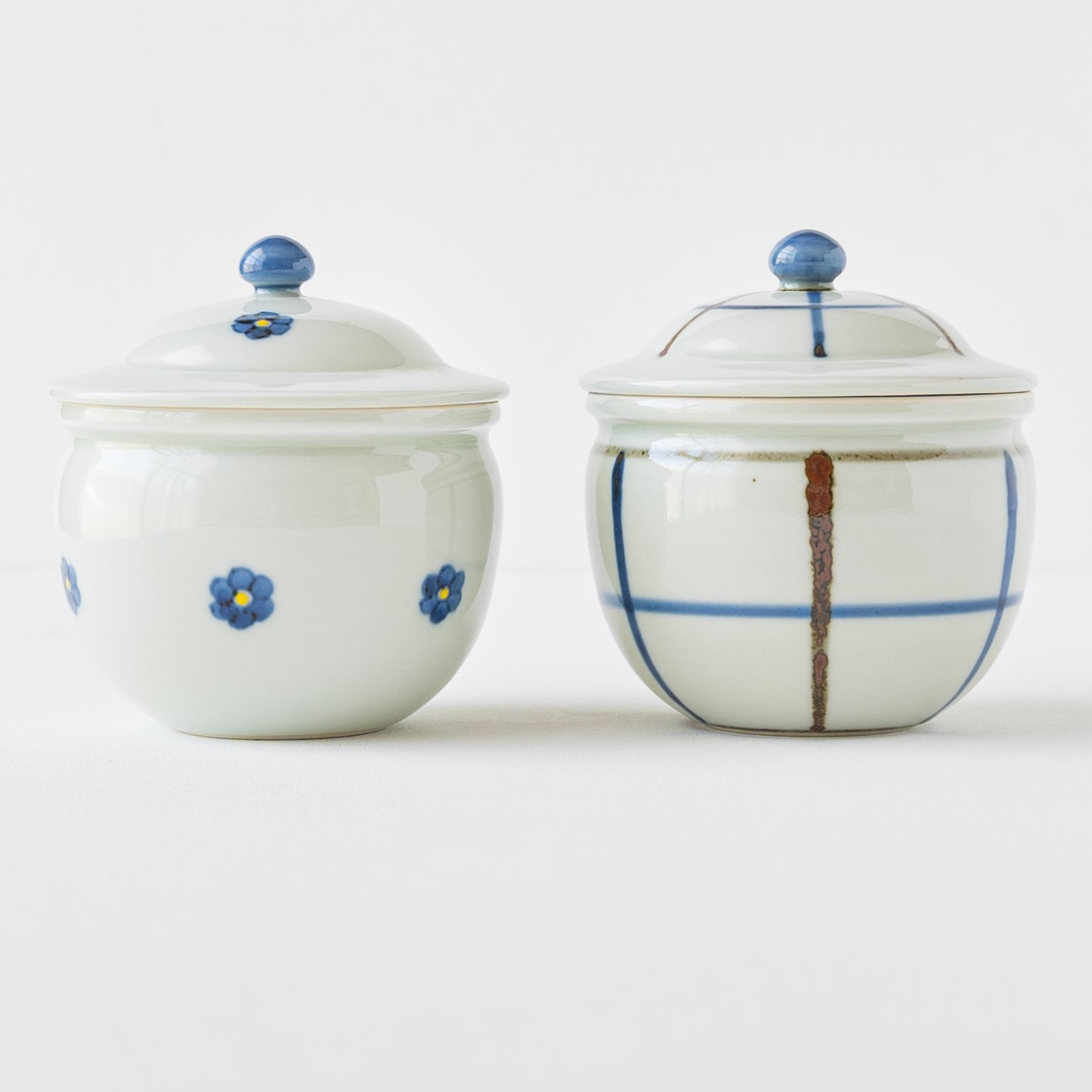 おしゃれでかわいい有田焼大日窯の小壷