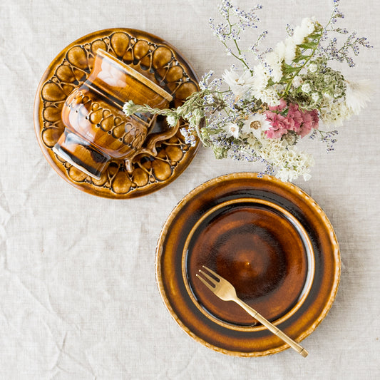 ルリアメ工房さんのカップ&ソーサー鍵手とプレート皿アメ釉