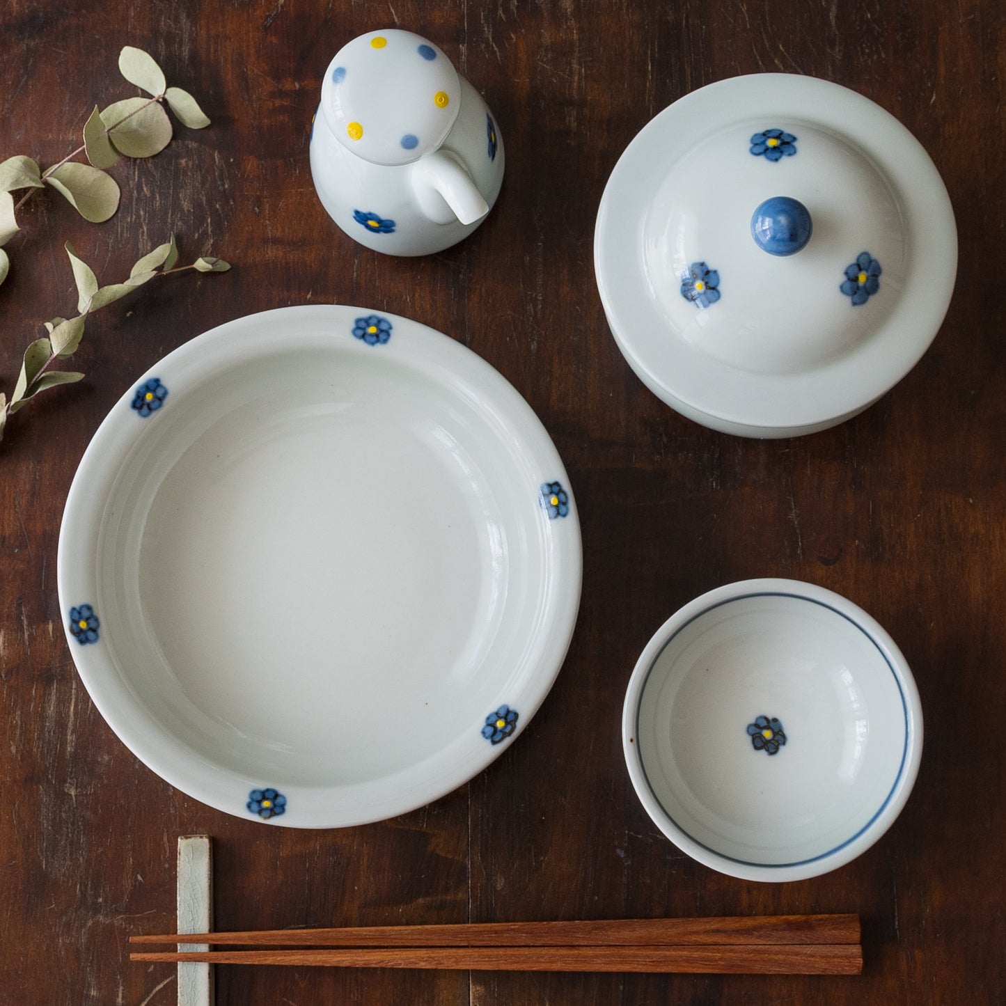 食卓を素敵に彩ってくれる有田焼大日窯の器