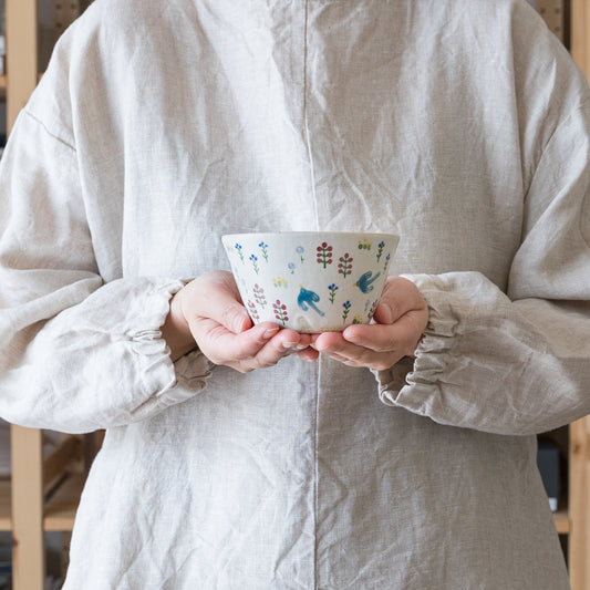 優し気な青い鳥に癒されるしののめ窯さんのデザートカップ