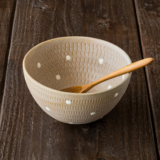 スープ生活がもっと楽しくなる小石原焼翁明窯元のドット柄のスープボウル