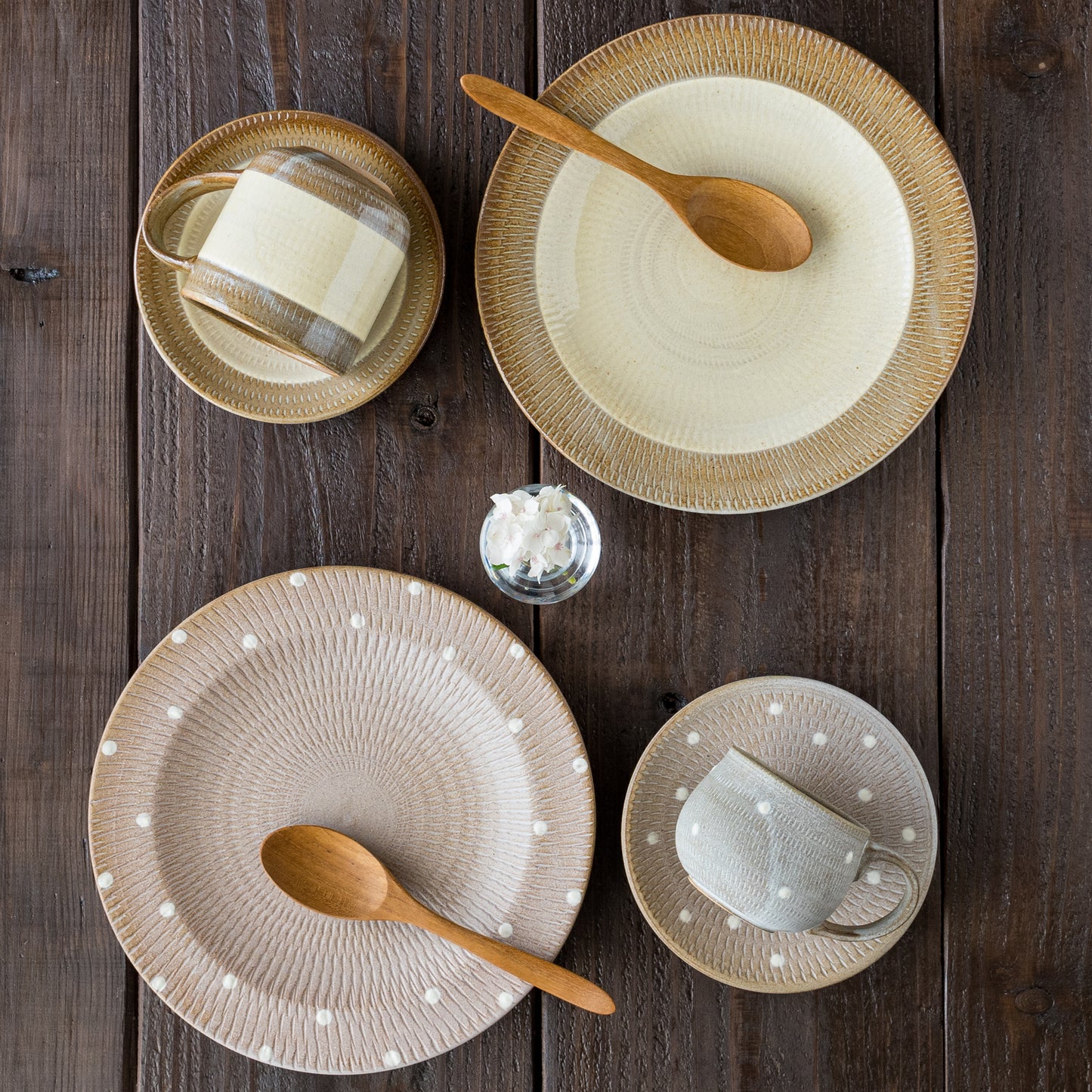 食卓を素敵に彩ってくれる小石原焼翁明窯元のうつわ